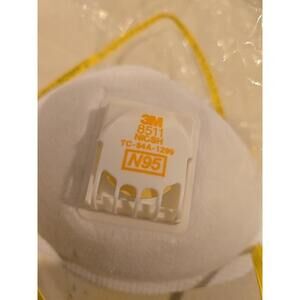 3M 8511 N95 Lot Of 8 Particulate Respirator Face Mask in a bag NEW